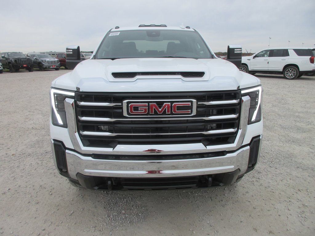 New 2026 GMC Sierra 3500 SLT image 11