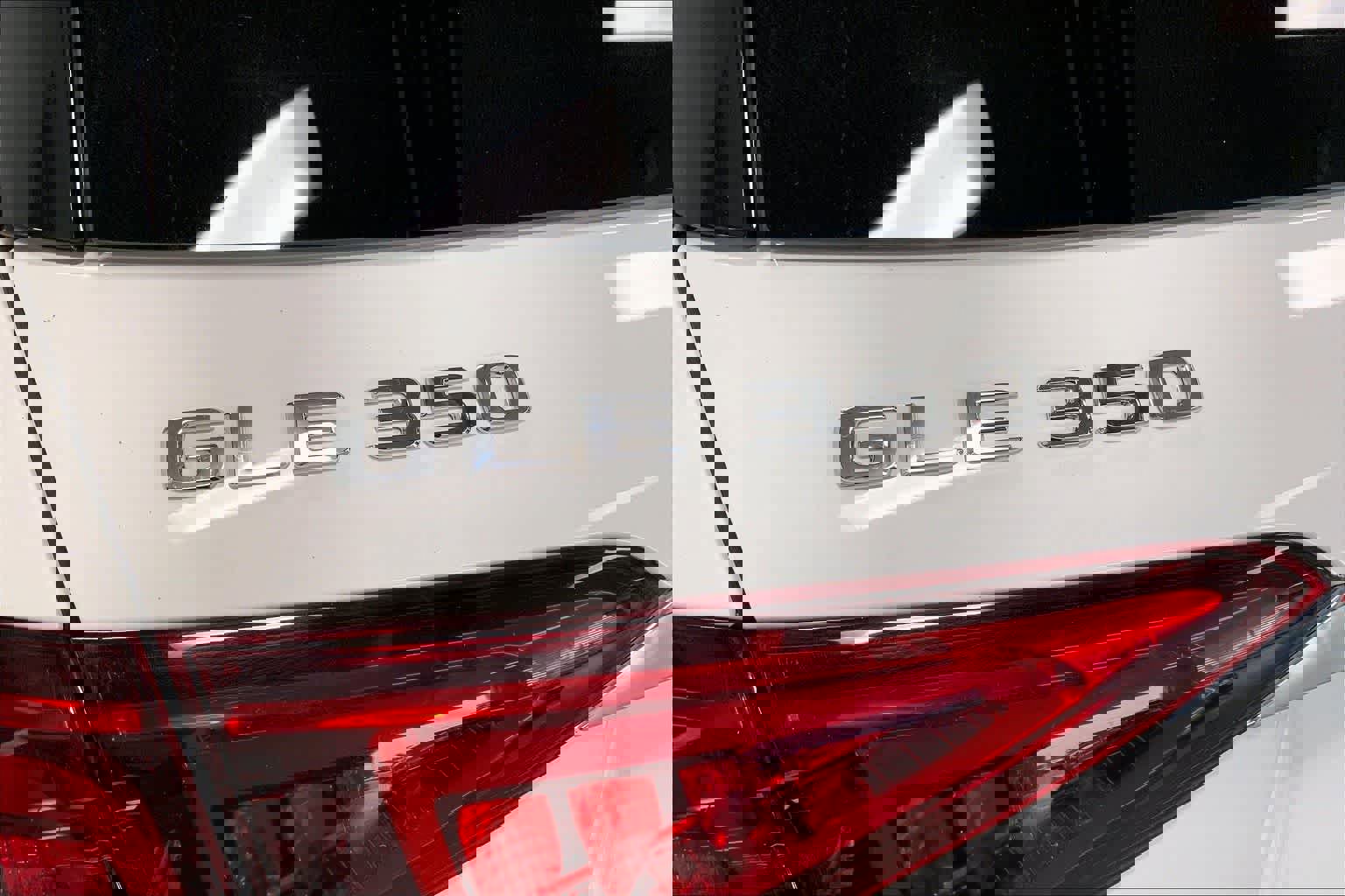 Used 2021 Mercedes-Benz GLE 350 4MATIC w/ Premium Package image 7