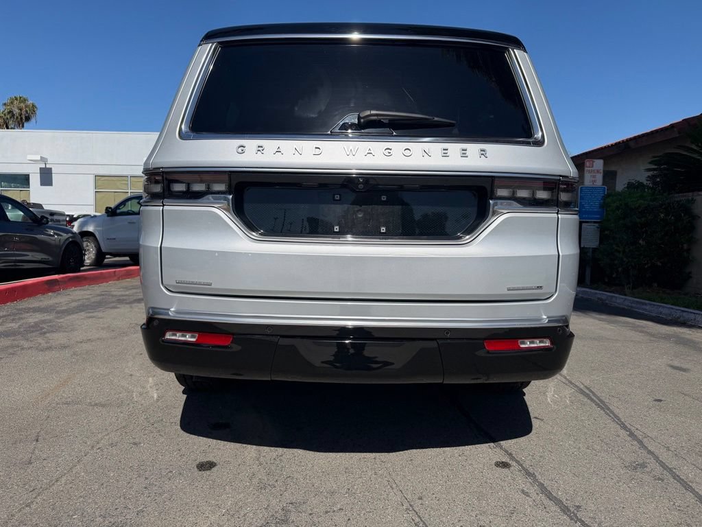 Certified 2022 Jeep Grand Wagoneer Series II w/ Convenience Group III AWD/4WD image 15
