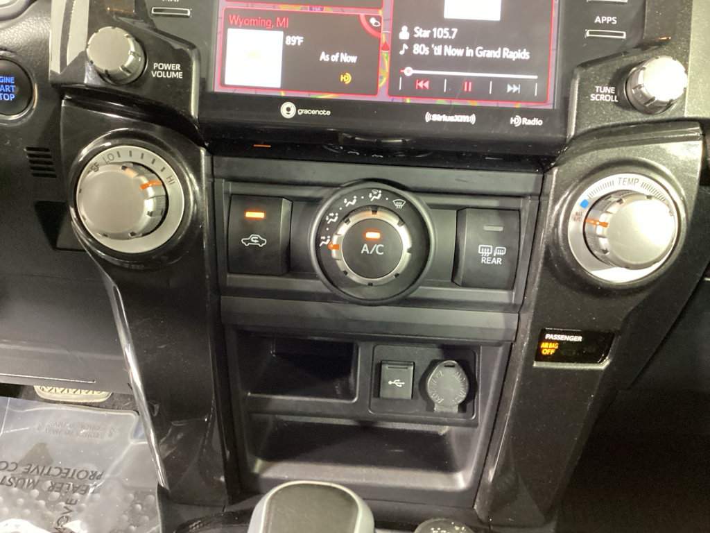 Used 2021 Toyota 4Runner TRD Off-Road Premium w/ Moonroof Package AWD/4WD image 28