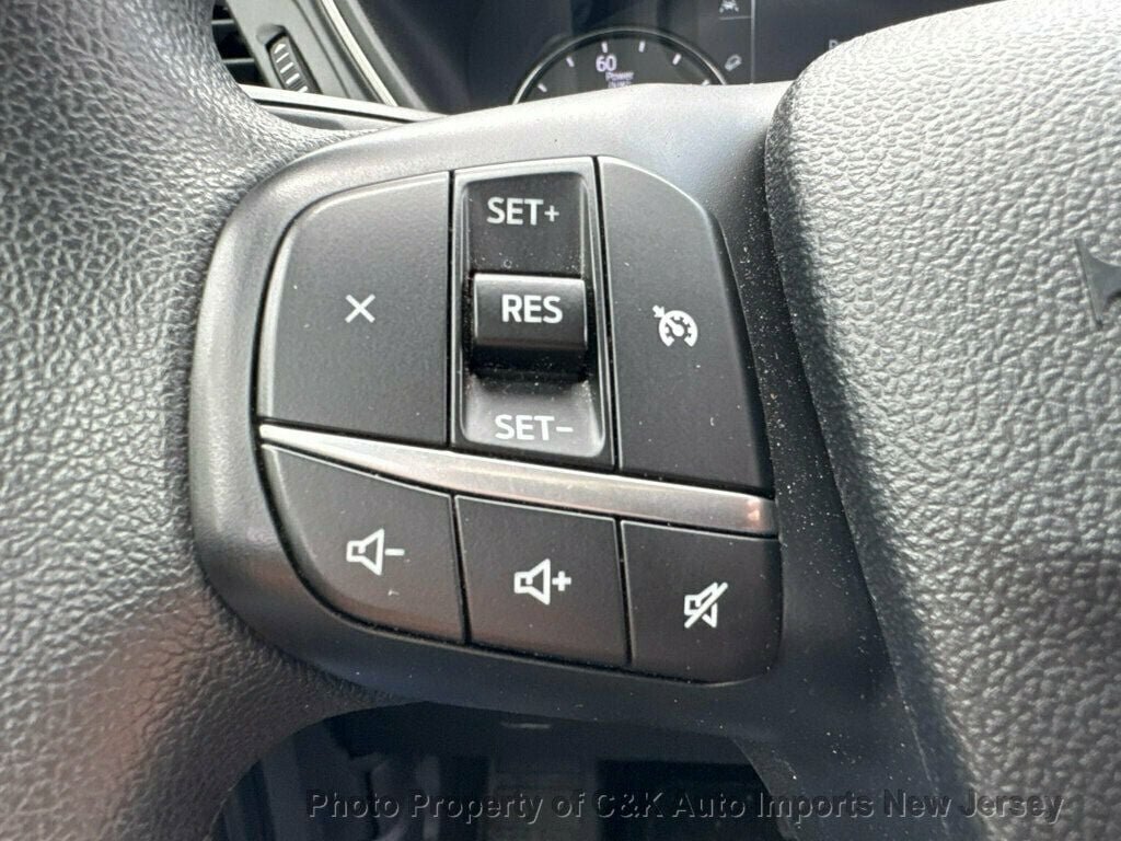 Used 2022 Ford Escape SE AWD/4WD image 23