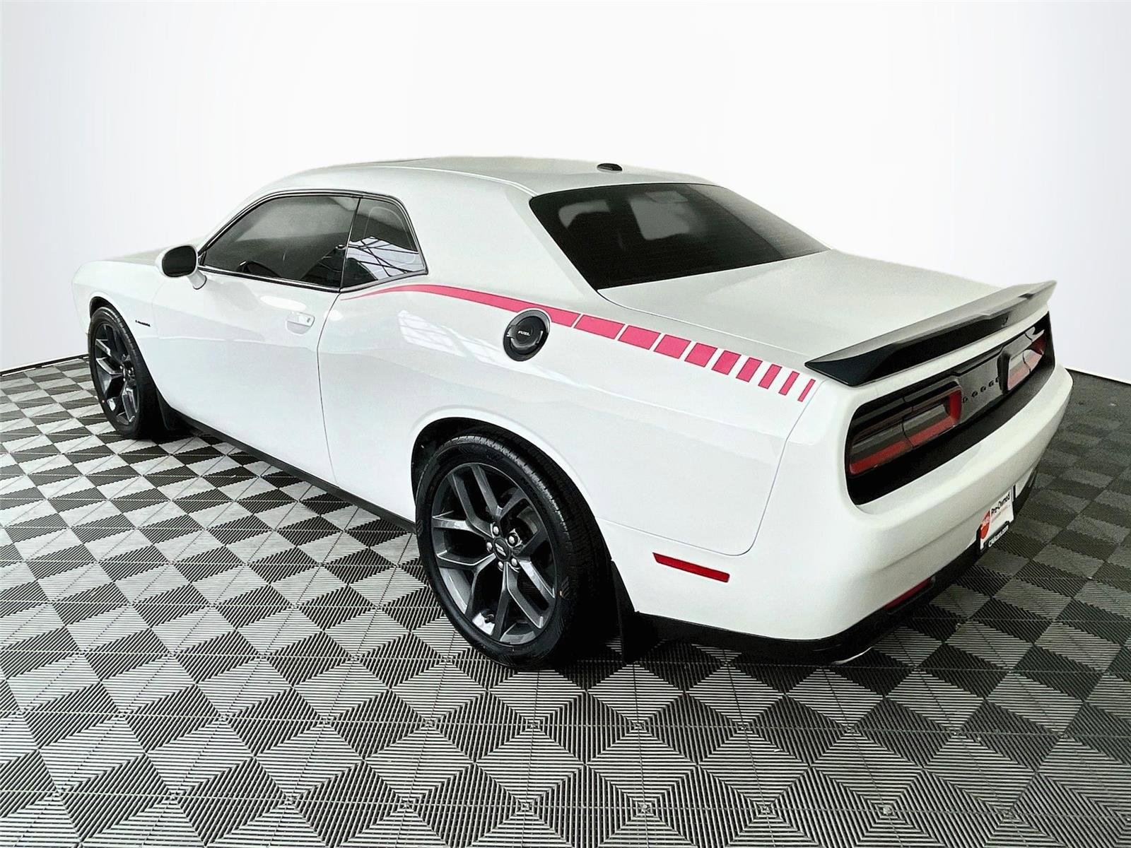 Used 2020 Dodge Challenger R/T w/ Driver Convenience Group RWD image 6