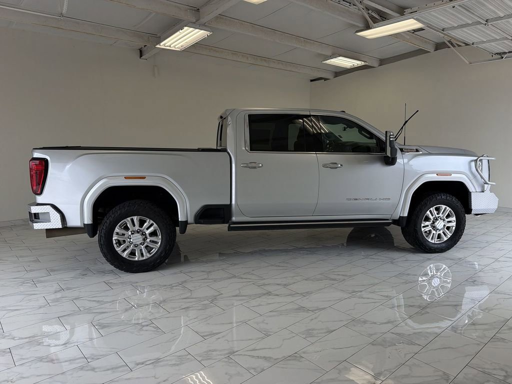 Used 2022 GMC Sierra 2500 Denali w/ Technology Package AWD/4WD image 9