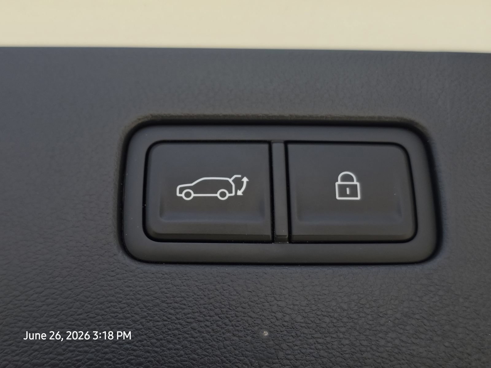 Certified 2026 Hyundai Ioniq 9 S RWD image 21