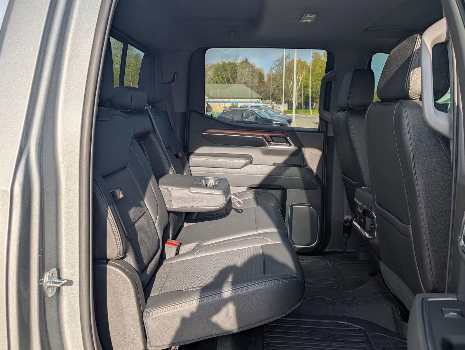 Used 2023 GMC Sierra 1500 Denali w/ Denali Reserve Package AWD/4WD image 34