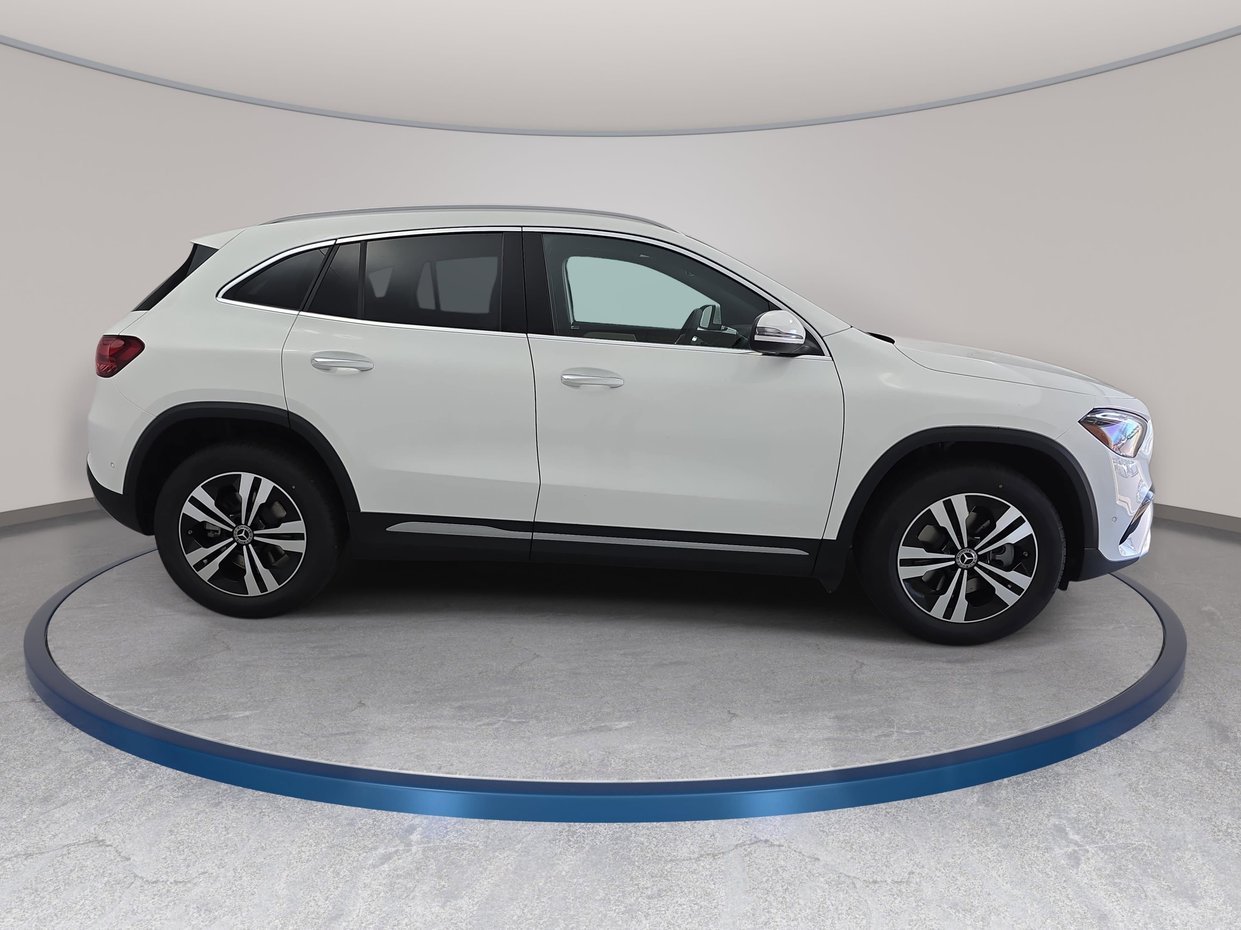 New 2026 Mercedes-Benz GLA 250 image 4