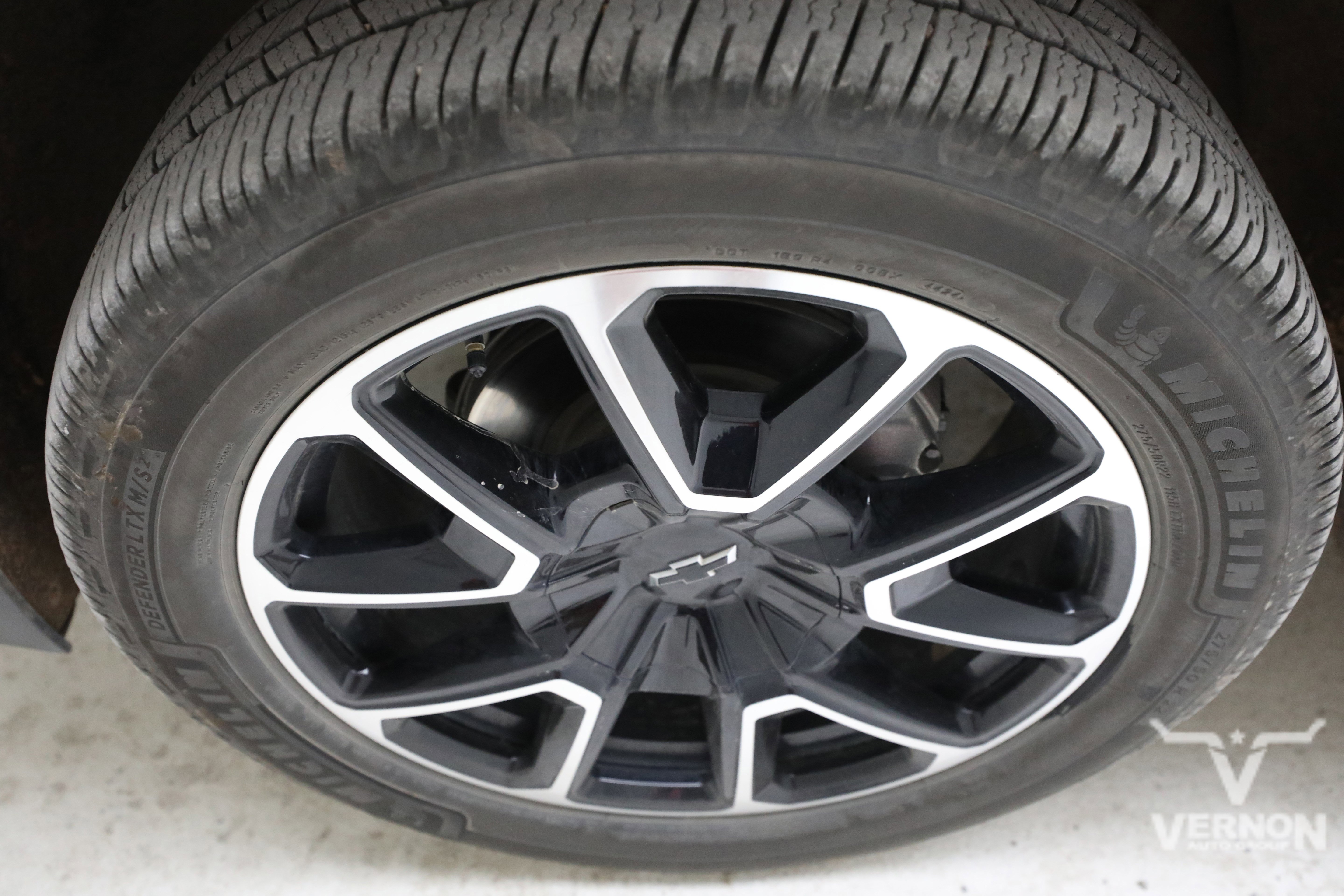 Used 2022 Chevrolet Tahoe RST w/ Luxury Package RWD image 10
