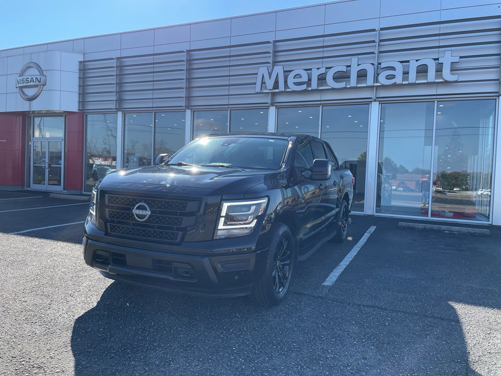 Certified 2024 Nissan Titan SV image 5