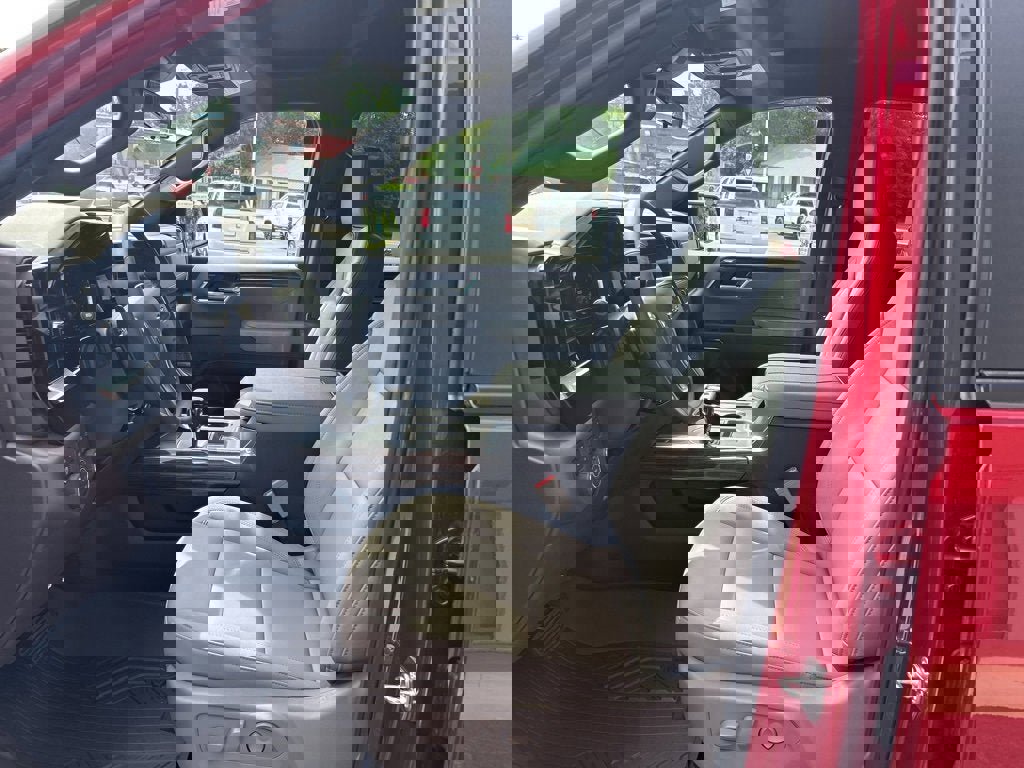 New 2025 Chevrolet Silverado 1500 LT Trail Boss w/ Convenience Package II image 8