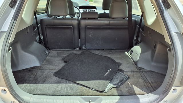 Used 2012 Toyota Prius V Five FWD image 8