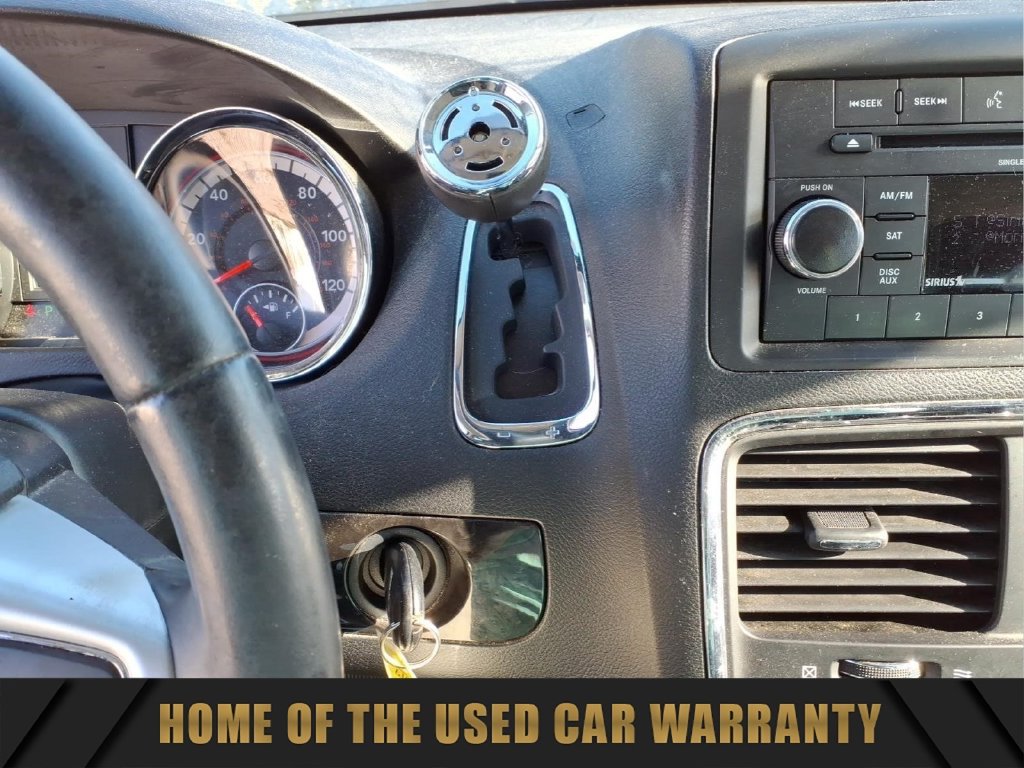 Used 2016 Dodge Grand Caravan American Value Package w/ UConnect Hands-Free Group FWD image 23