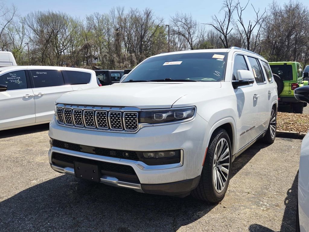 Used 2022 Jeep Grand Wagoneer Series III image 4