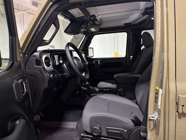 New 2026 Jeep Gladiator Sport AWD/4WD image 19
