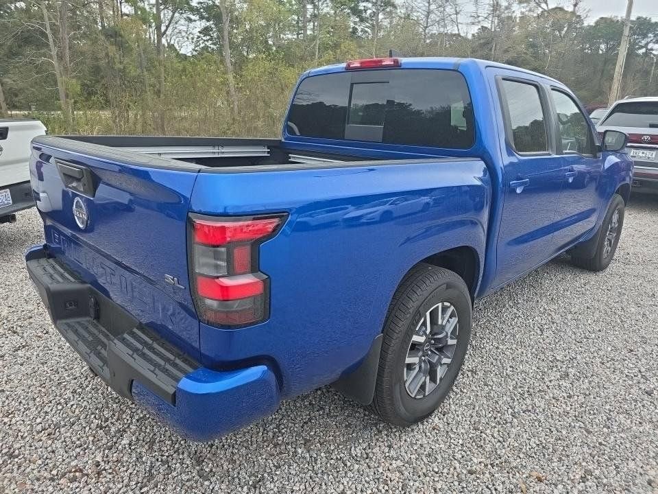 Used 2024 Nissan Frontier SL w/ Technology Package image 5