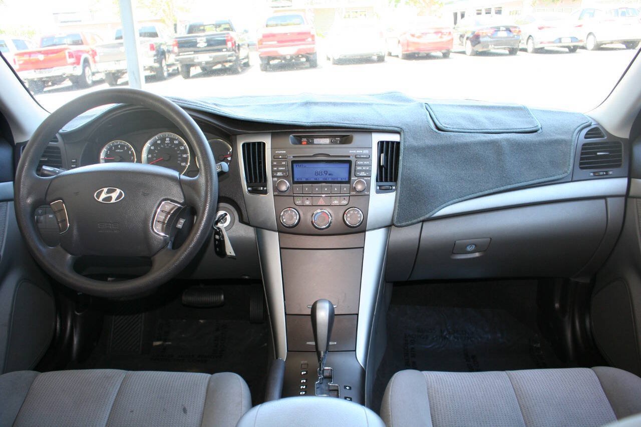 Used 2009 Hyundai Sonata GLS FWD image 15
