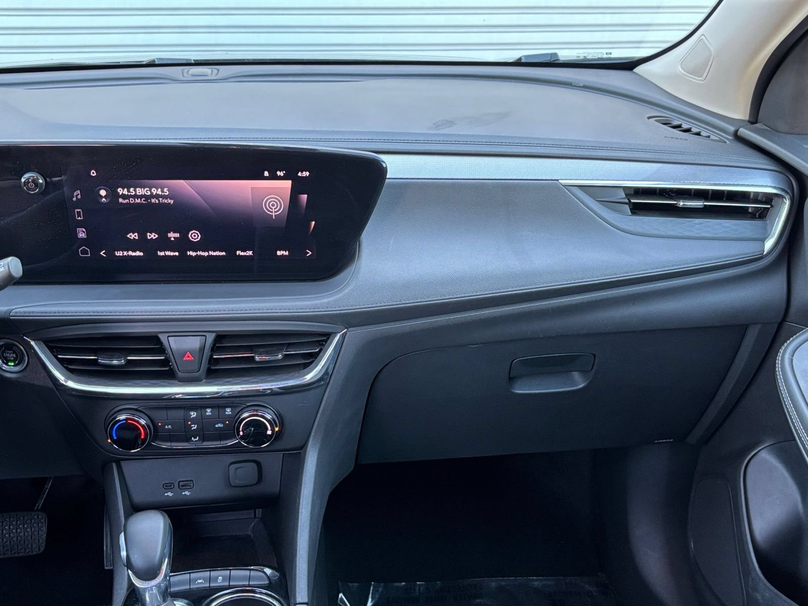 Used 2025 Buick Encore GX Preferred FWD image 34