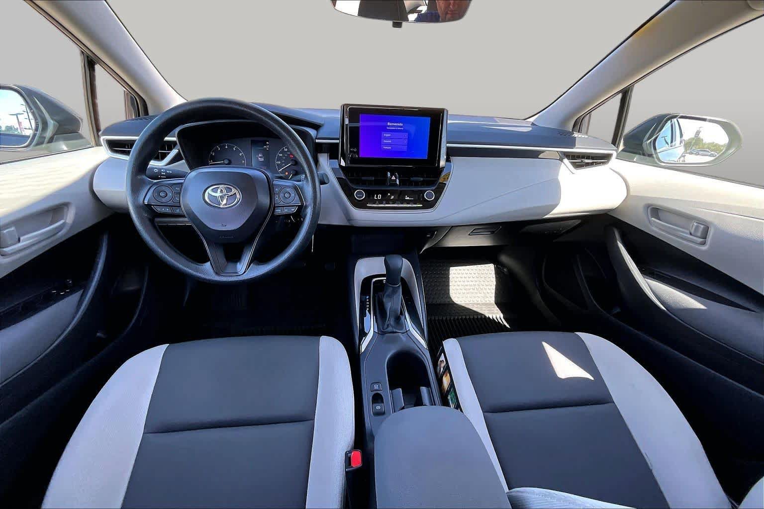 Certified 2025 Toyota Corolla LE FWD image 15