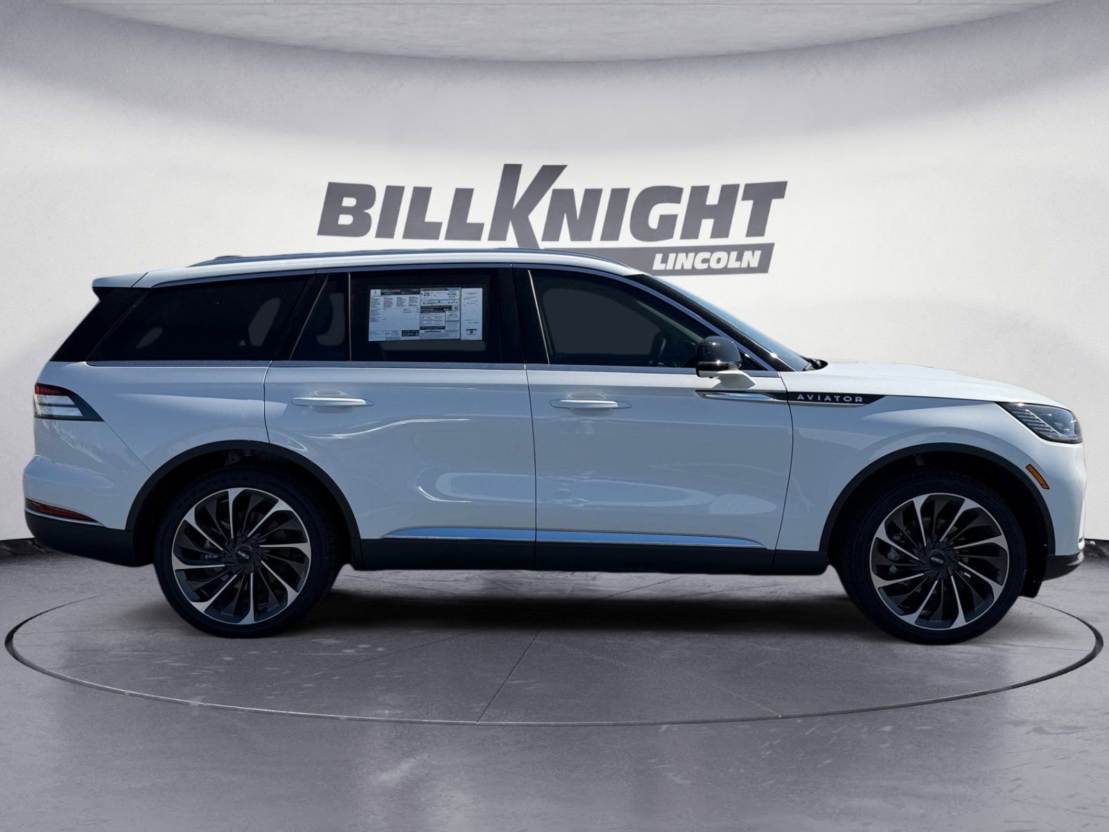 New 2026 Lincoln Aviator Reserve AWD/4WD image 6