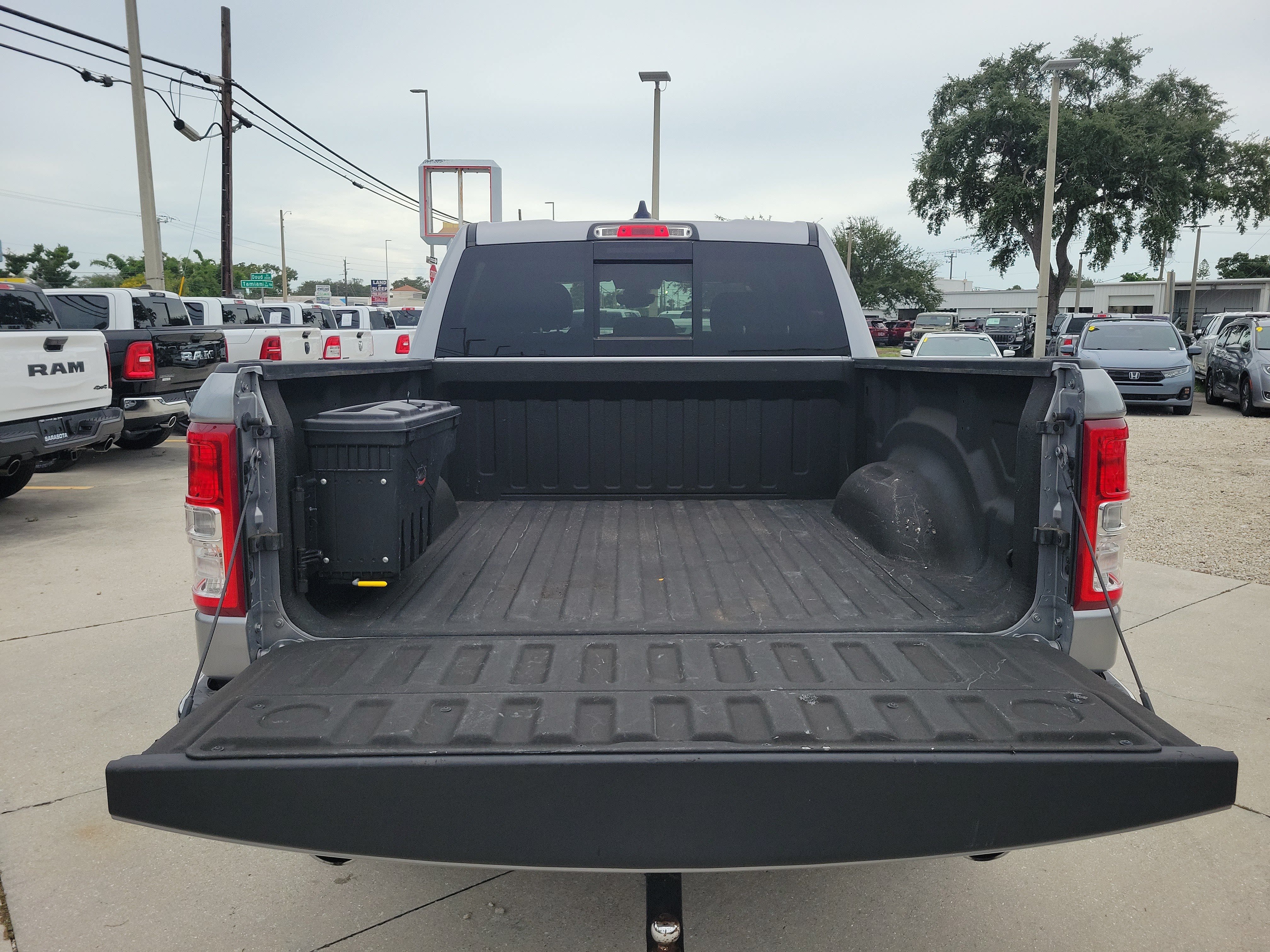 Used 2022 RAM 1500 Big Horn RWD image 10