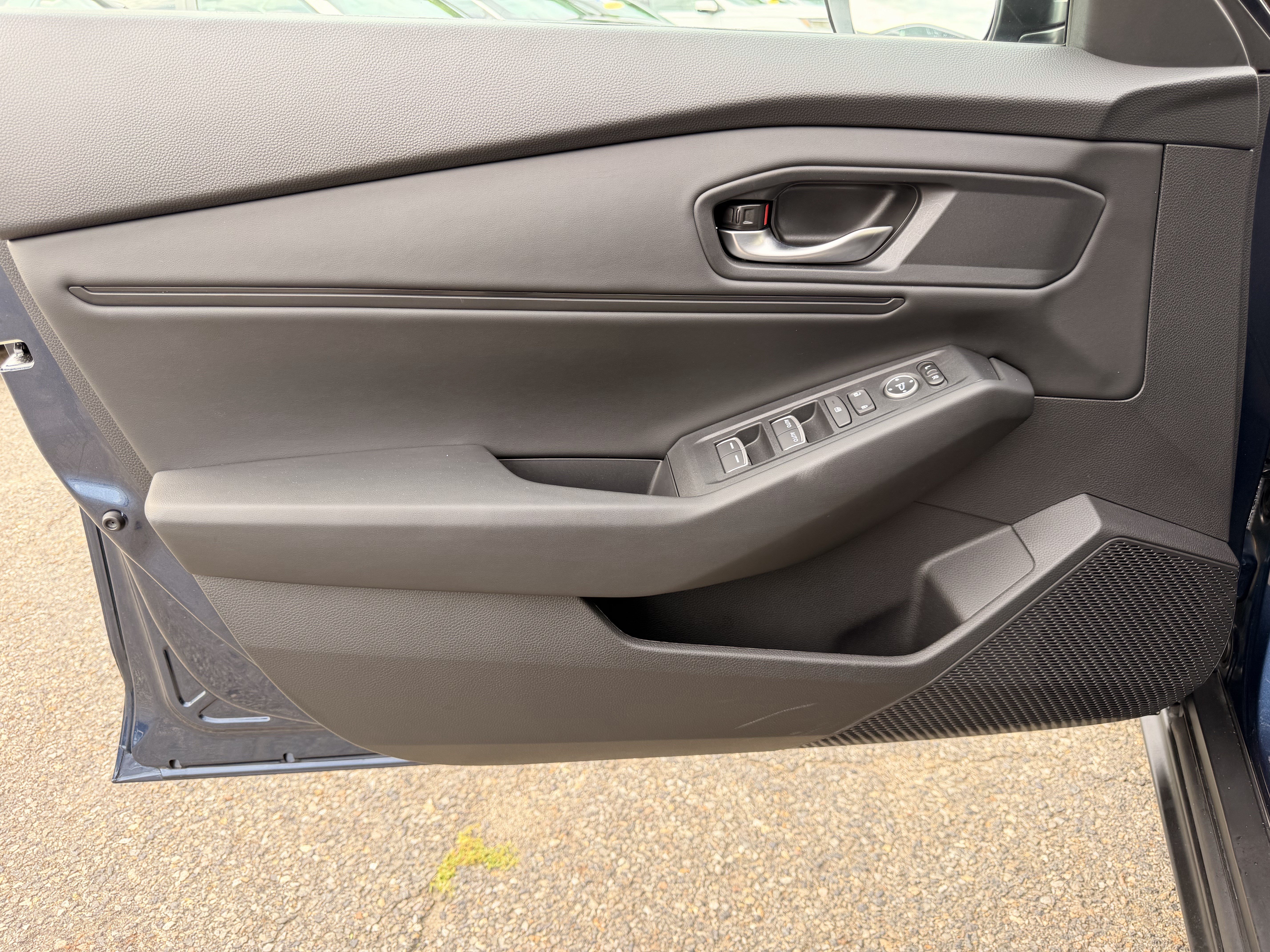 Certified 2025 Honda Accord SE image 12