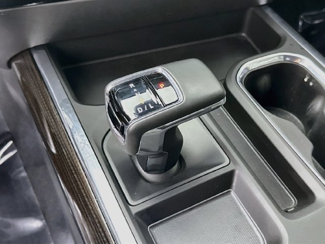 Used 2024 Chevrolet Silverado 1500 RST w/ Convenience Package II AWD/4WD image 19