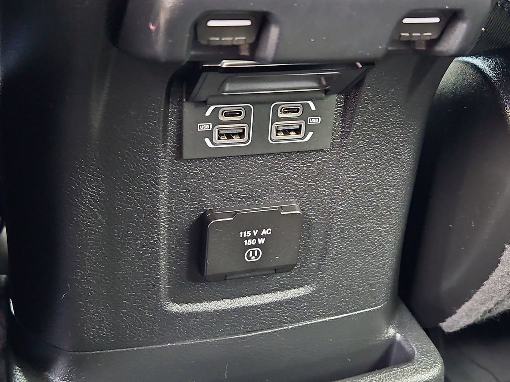 Used 2023 Jeep Wrangler Unlimited Sahara w/ Cold Weather Group AWD/4WD image 22