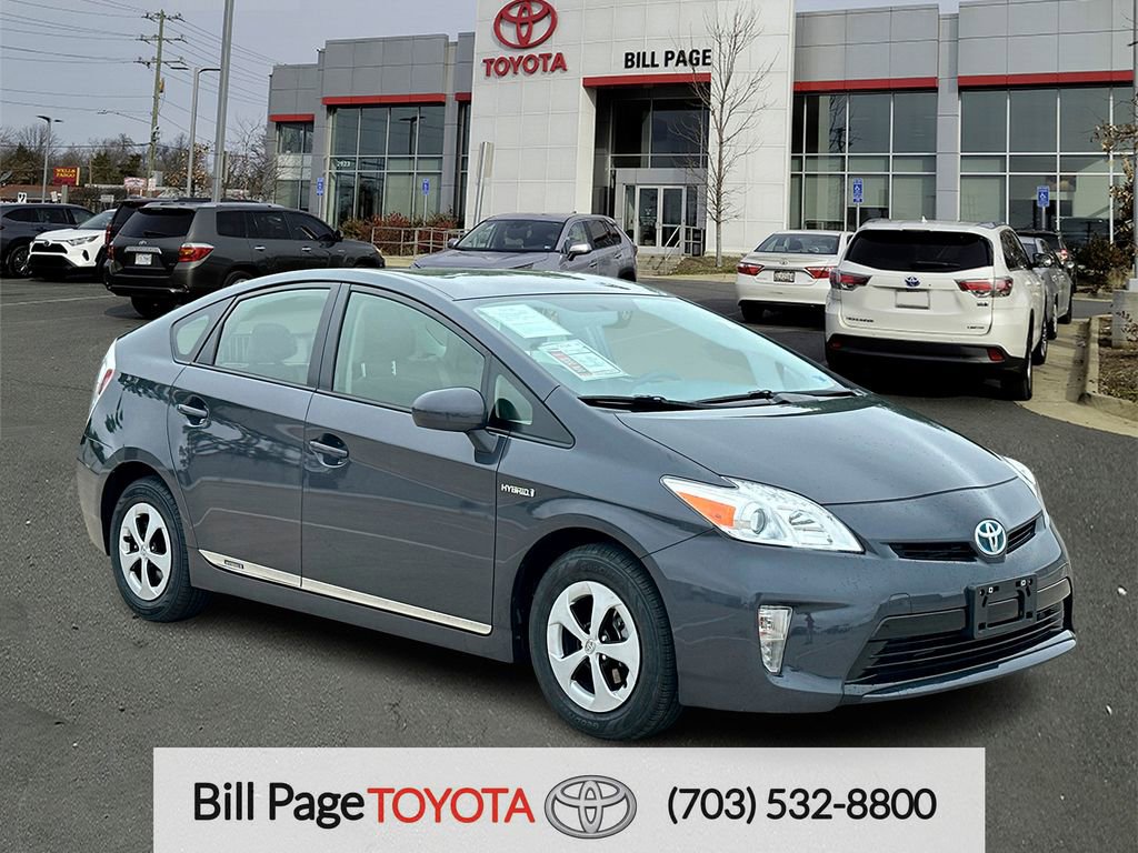 Used 2013 Toyota Prius Three w/ Preferred Accessory Pkg FWD image 1