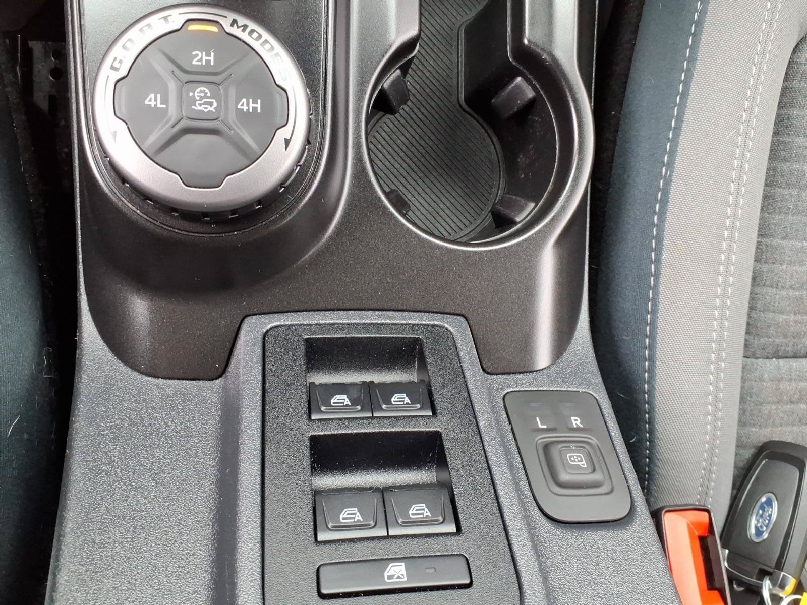 Used 2022 Ford Bronco Outer Banks AWD/4WD image 18