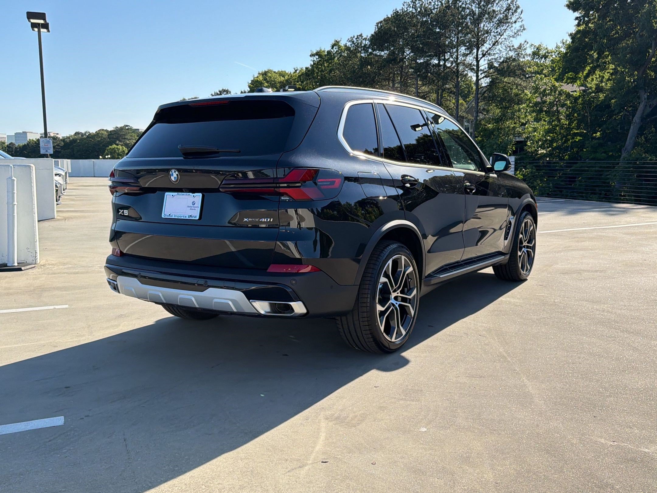New 2026 BMW X5 xDrive40i w/ Climate Comfort Package AWD/4WD image 8