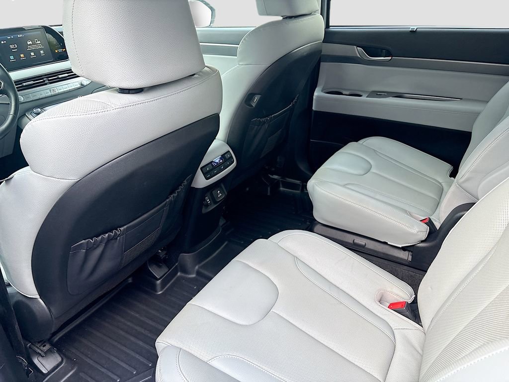 Used 2020 Hyundai Palisade SEL w/ Premium Package image 24