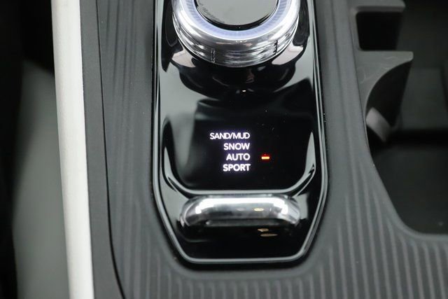 New 2026 Jeep Cherokee Limited image 25