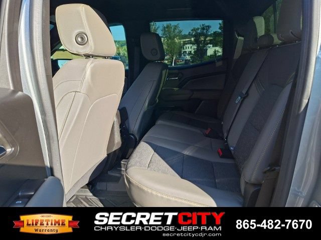 Used 2024 Chevrolet Colorado ZR2 AWD/4WD image 11