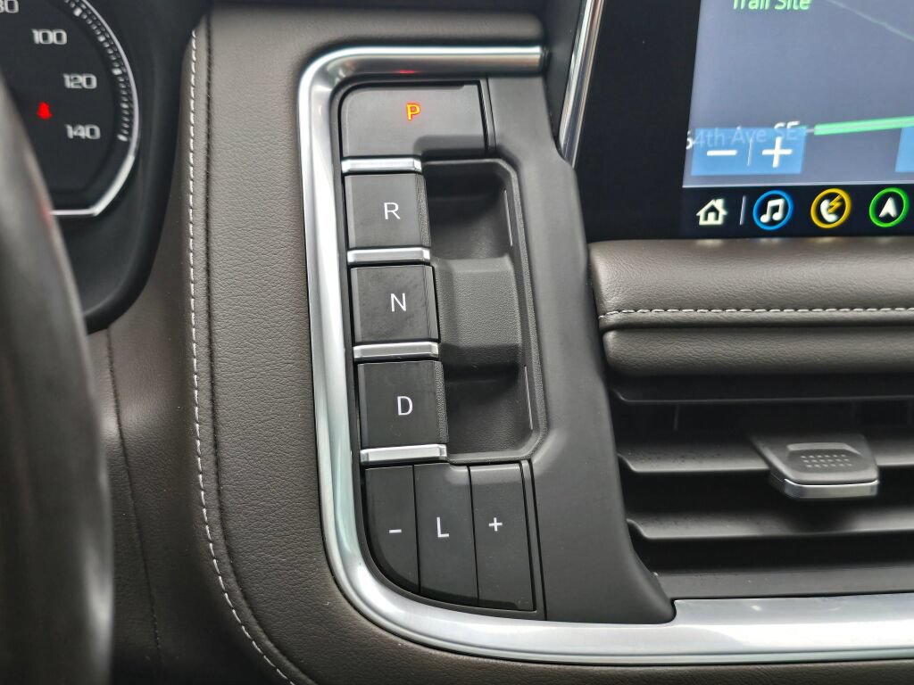 Used 2021 Chevrolet Suburban LT w/ LT Signature Package AWD/4WD image 26