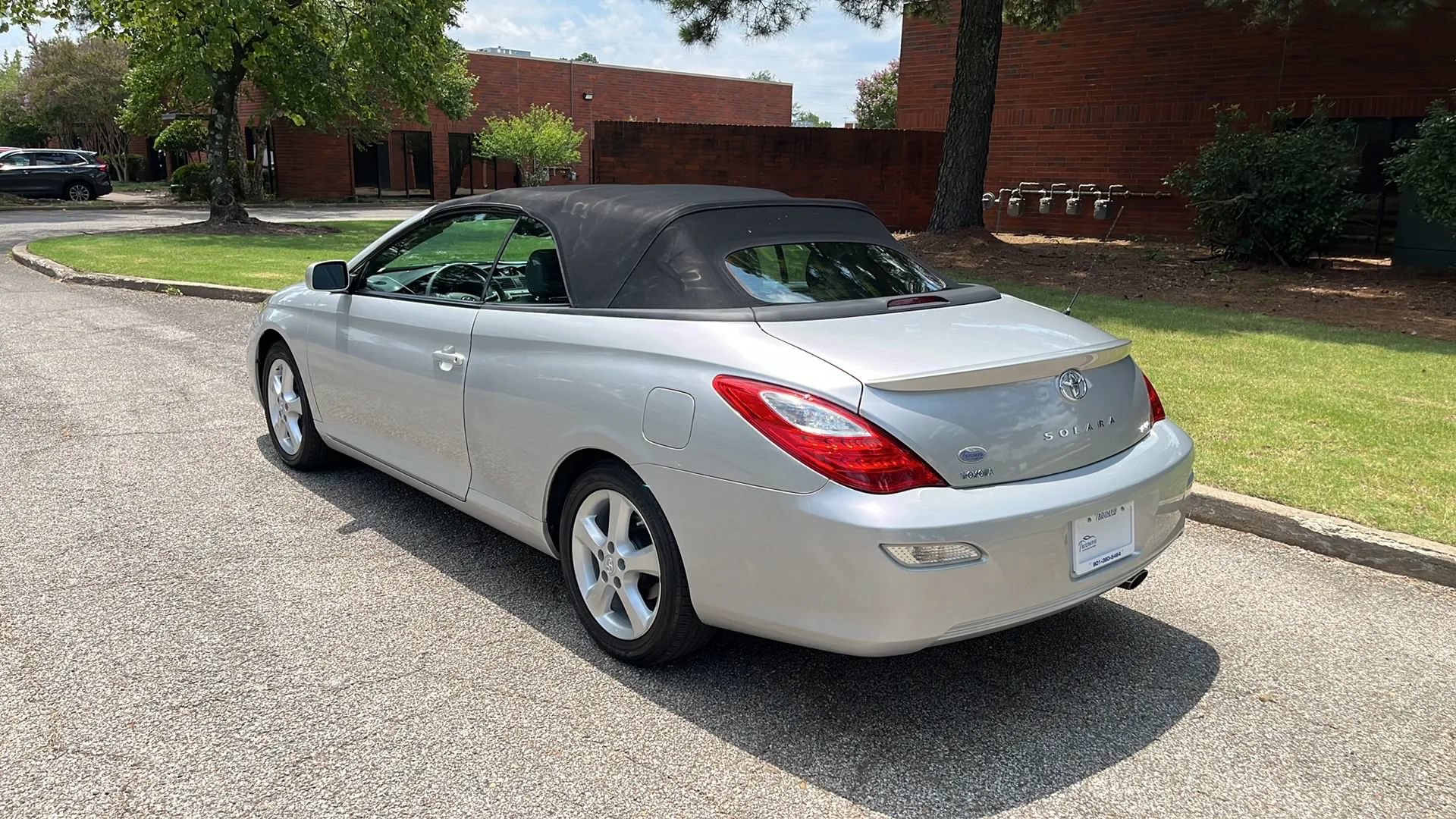 Used 2008 Toyota Solara SLE FWD image 3