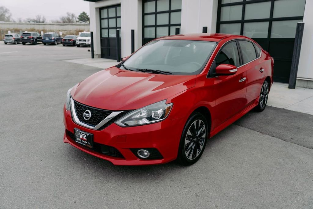 Used 2018 Nissan Sentra SR image 3
