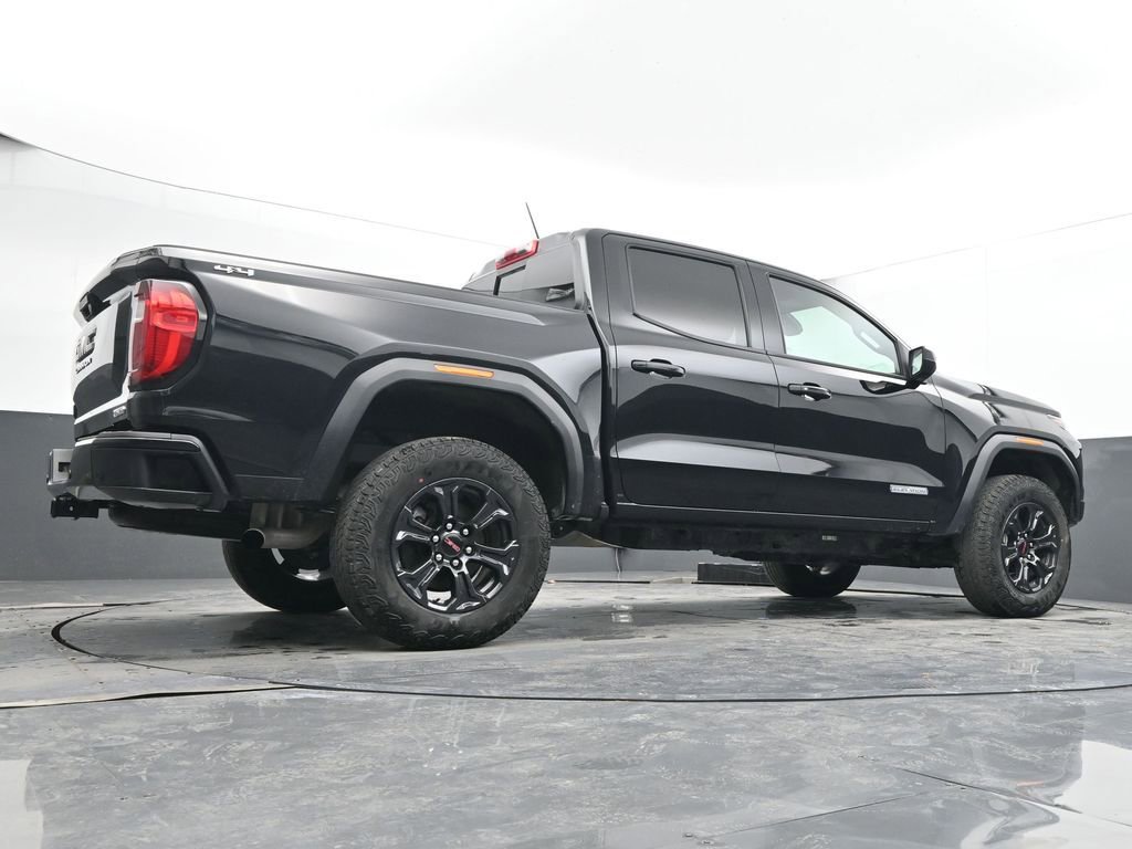 Used 2025 GMC Canyon Elevation image 68