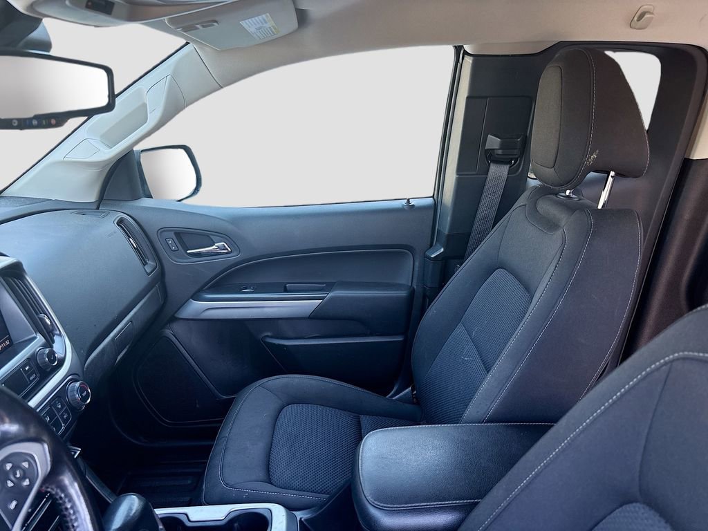 Used 2021 Chevrolet Colorado LT w/ Fleet Safety Package image 18