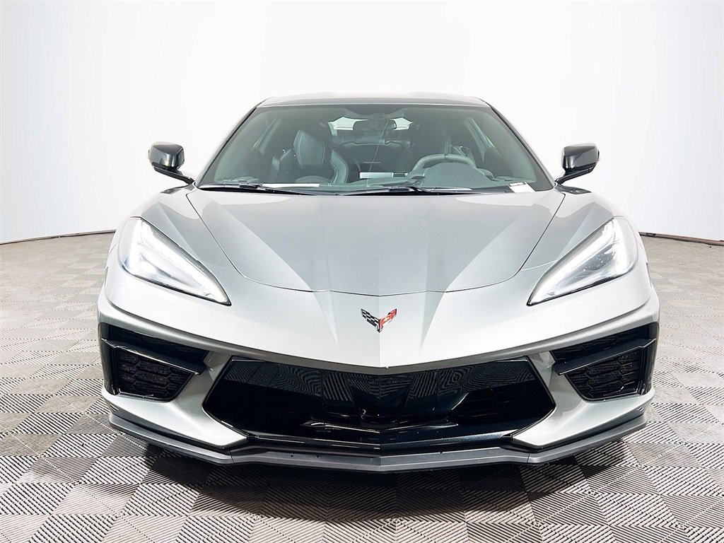 Used 2022 Chevrolet Corvette Stingray Coupe w/ Z51 Performance Package image 3