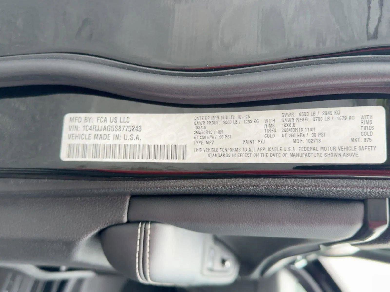 New 2025 Jeep Grand Cherokee L Laredo image 20