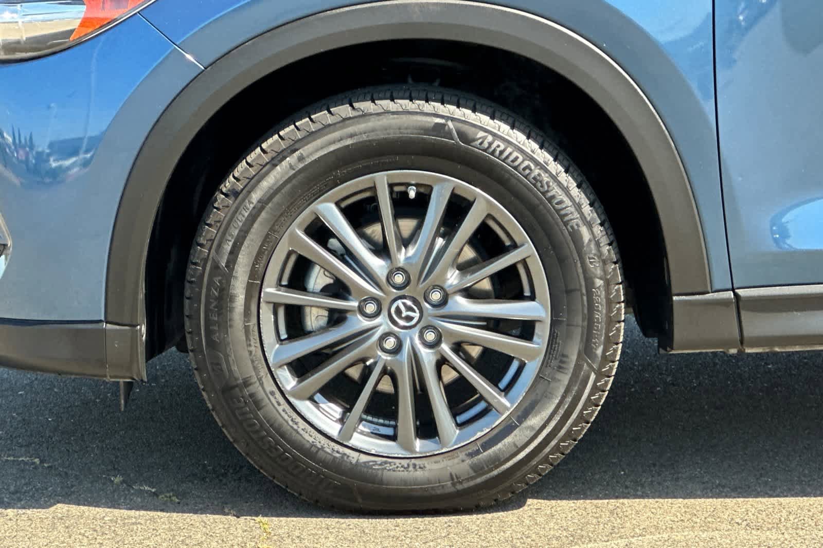 Used 2019 MAZDA CX-5 Touring image 32