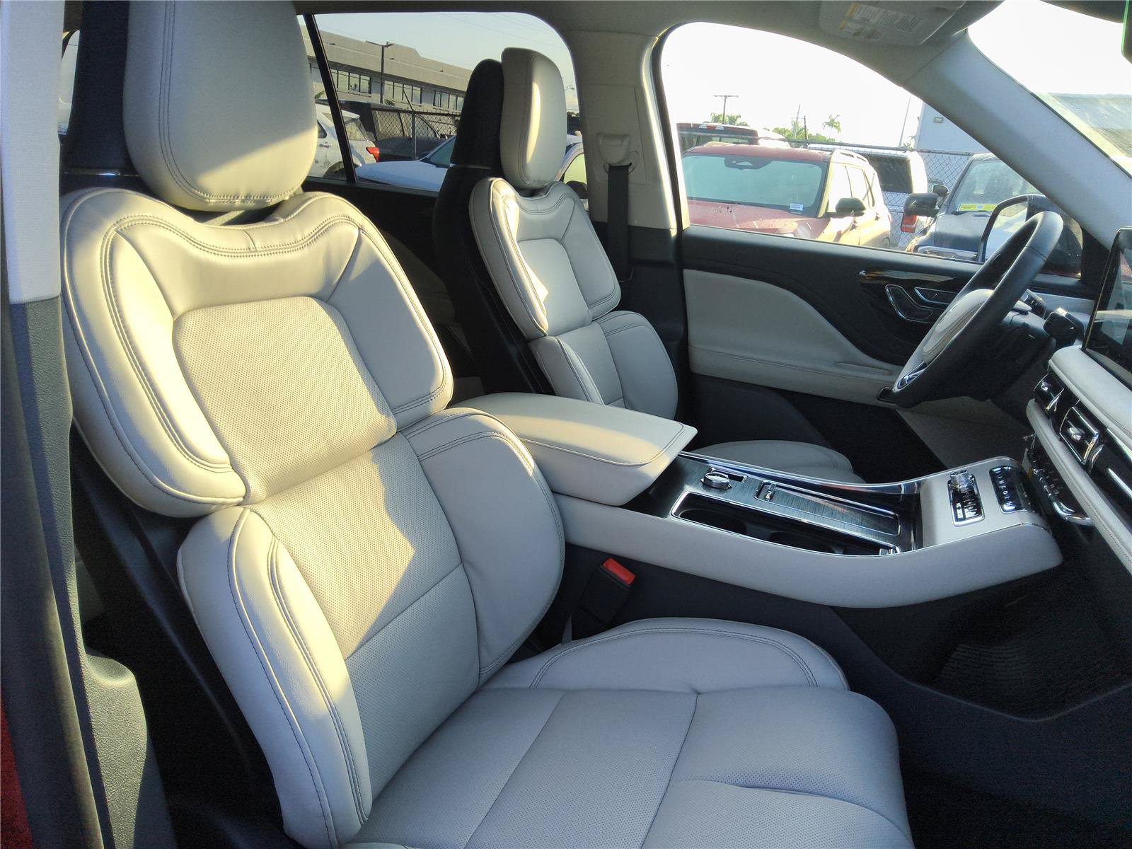 New 2026 Lincoln Aviator Reserve AWD/4WD image 33
