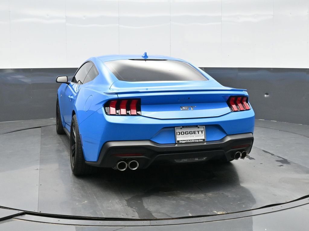 Used 2024 Ford Mustang GT RWD image 2