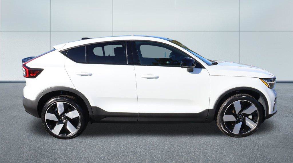 Used 2023 Volvo C40 P8 Recharge Ultimate w/ Protection Package Premier AWD/4WD image 9
