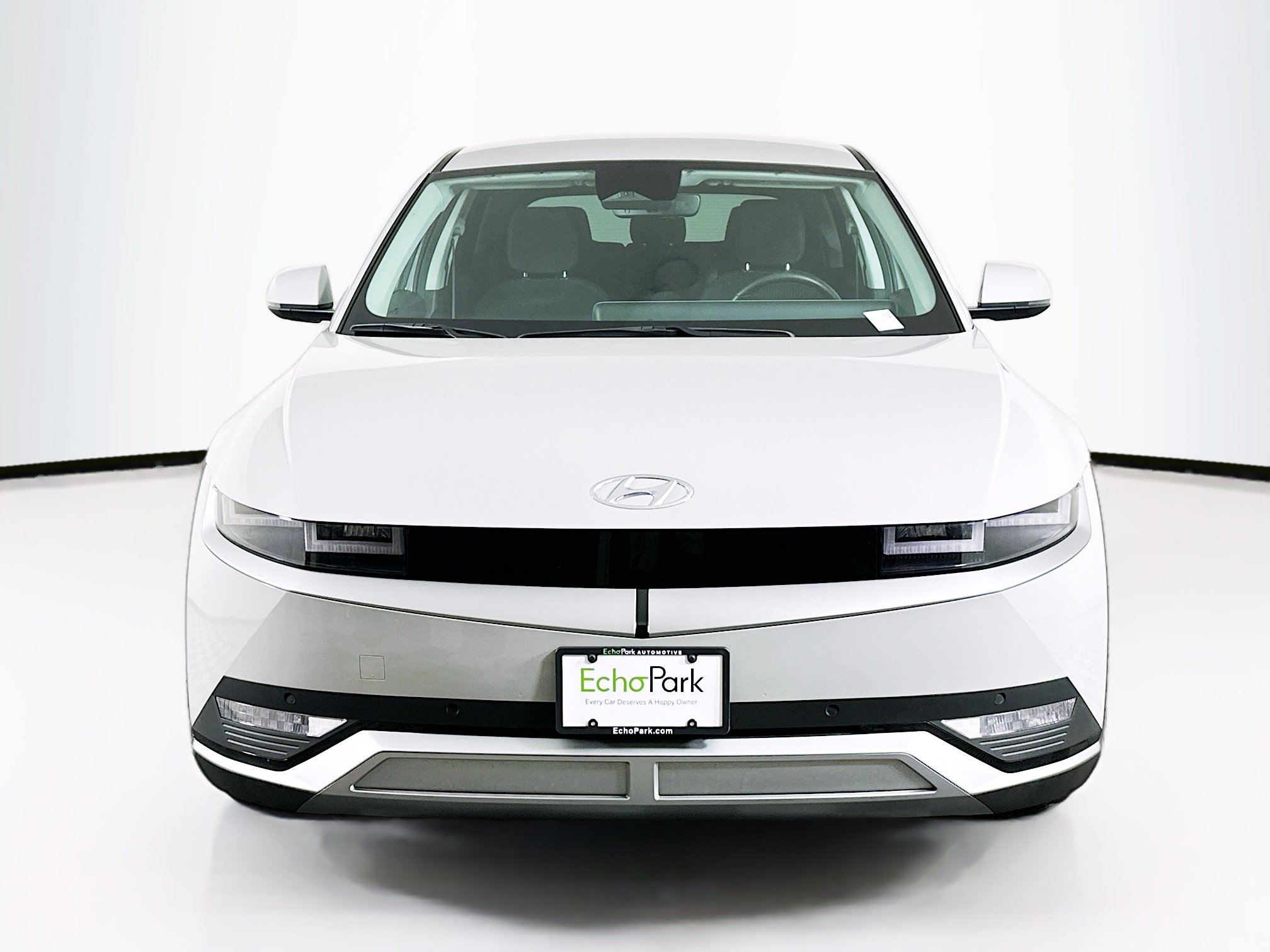 Used 2024 Hyundai Ioniq 5 SEL RWD image 2