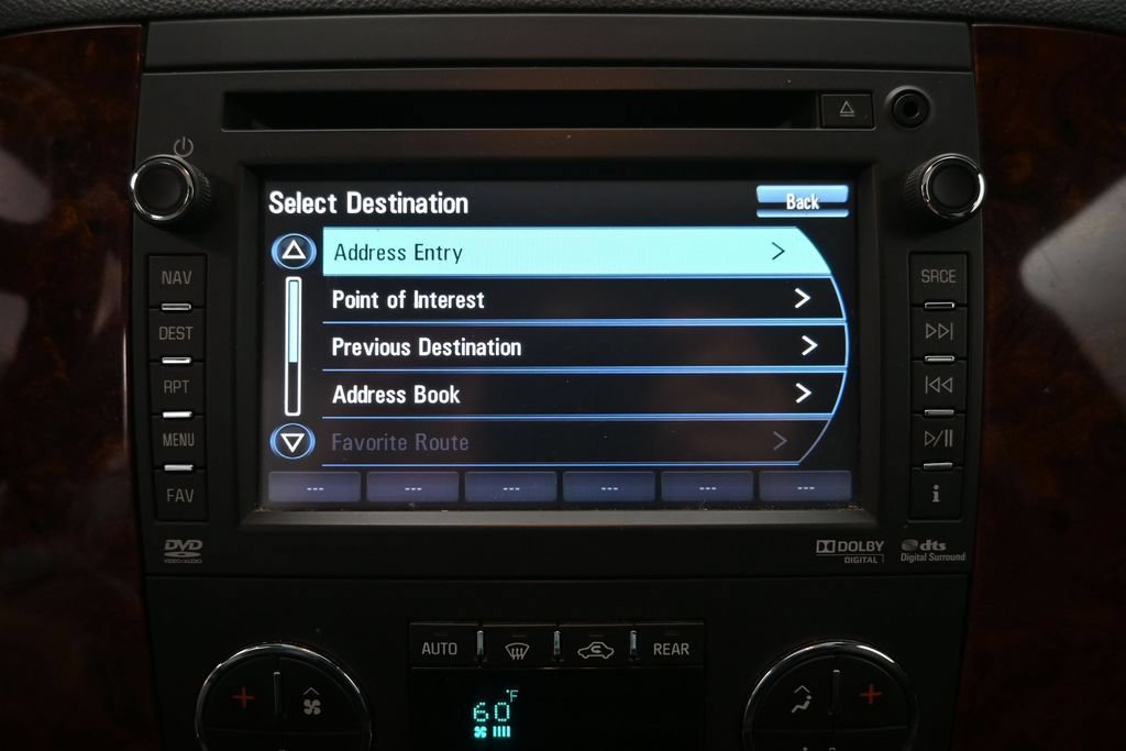 Used 2014 Chevrolet Suburban LTZ AWD/4WD image 15