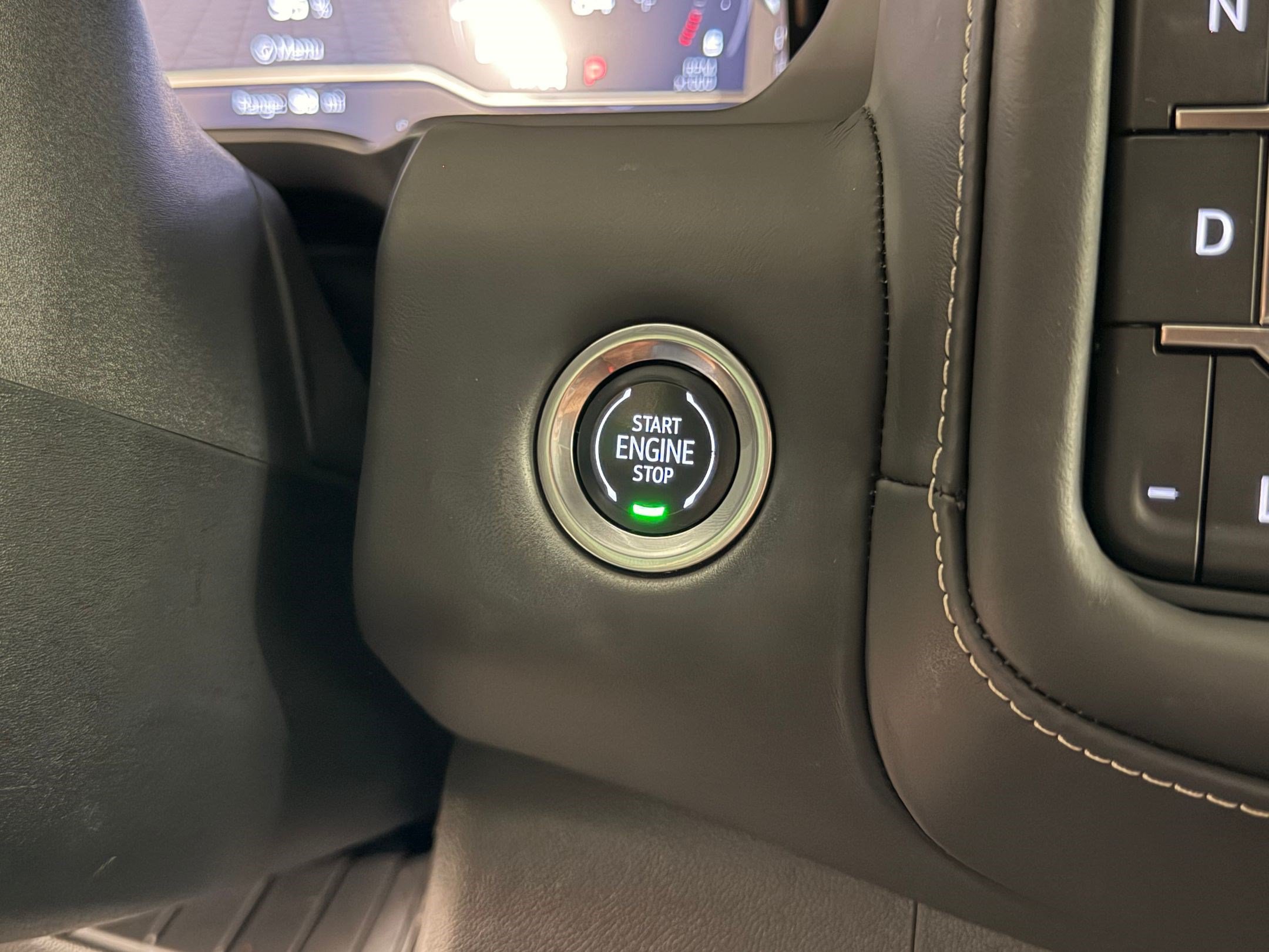 Used 2023 GMC Yukon Denali Ultimate AWD/4WD image 17