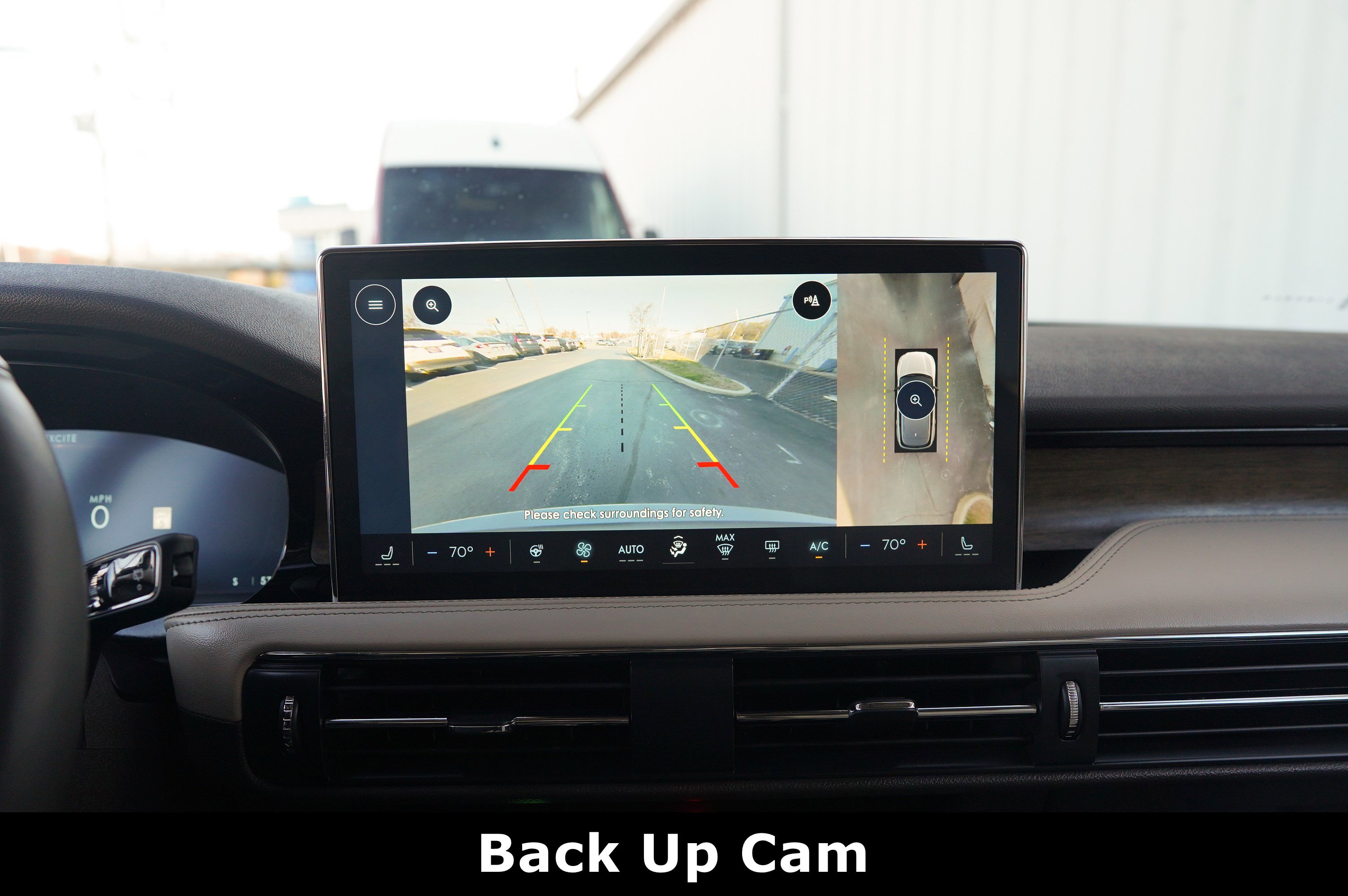 Used 2024 Lincoln Corsair Reserve w/ Equipment Group 201A image 5