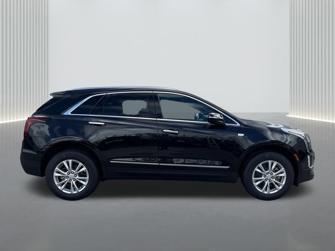 New 2026 Cadillac XT5 Luxury image 4