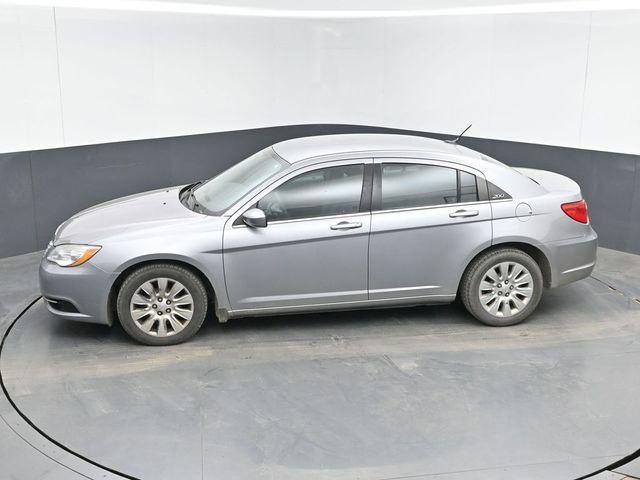 Used 2013 Chrysler 200 LX image 19
