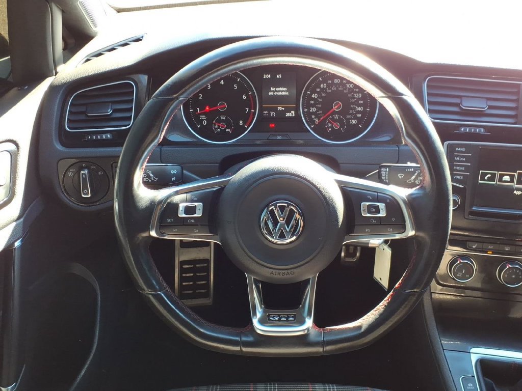 Used 2016 Volkswagen GTI S FWD image 12
